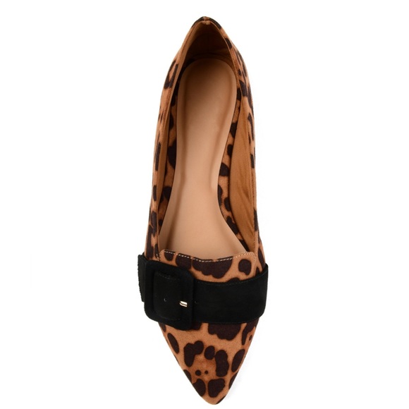 Journee Collection Audrey Buckle Flats Leopard - Picture 6 of 8